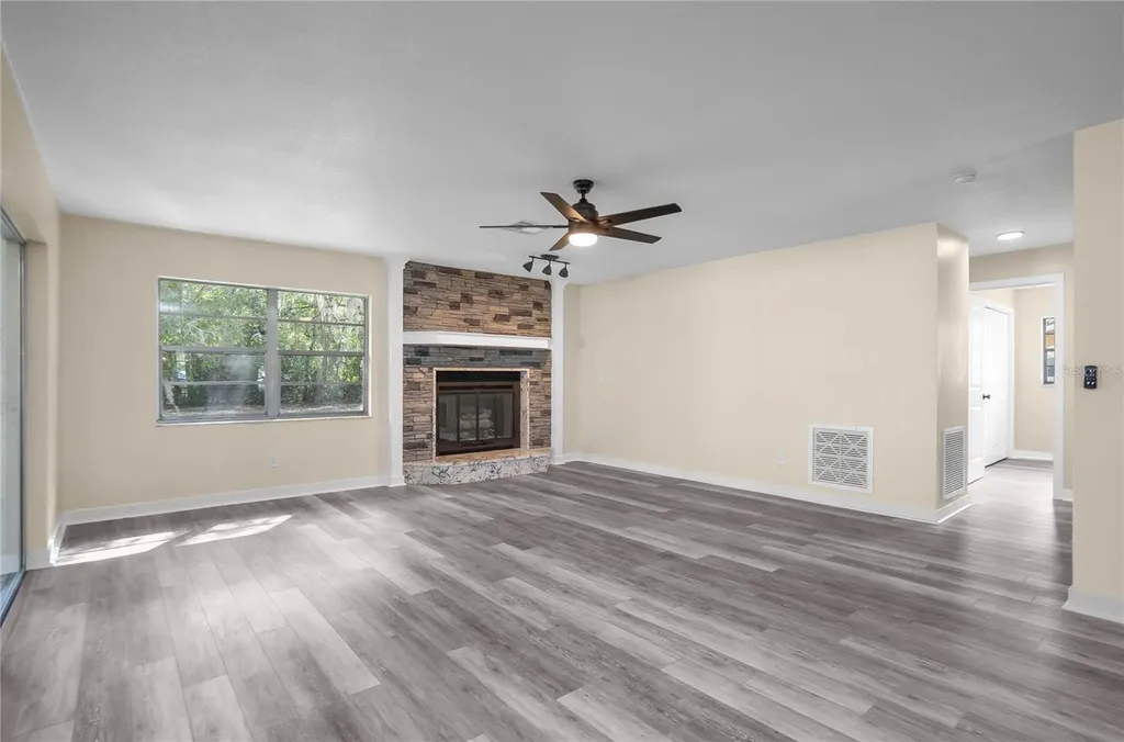 3211 S Rose Avenue Inverness FL 34450