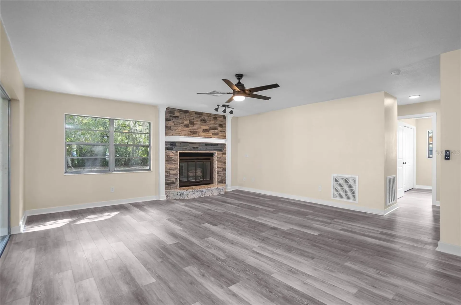 3211 S Rose Avenue Inverness FL 34450