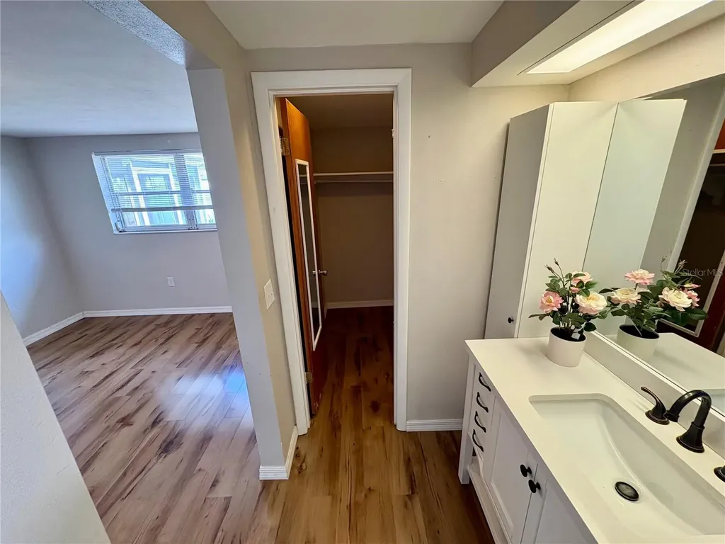 6041 13th Avenue New Port Richey FL 34653