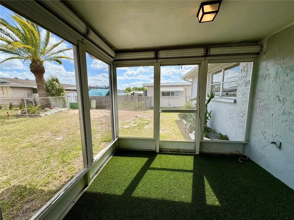 6041 13th Avenue New Port Richey FL 34653