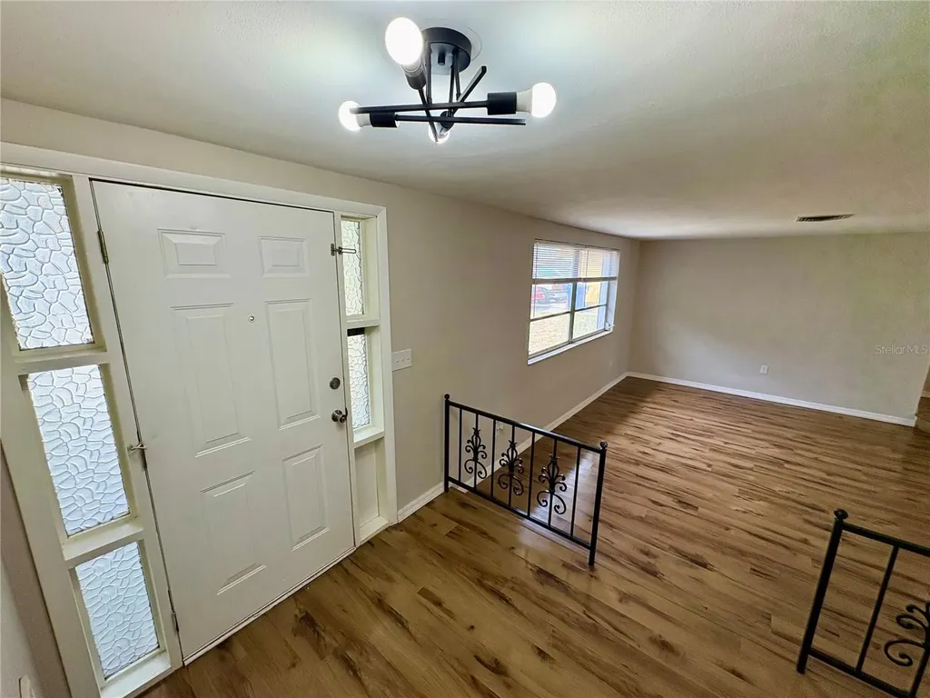6041 13th Avenue New Port Richey FL 34653