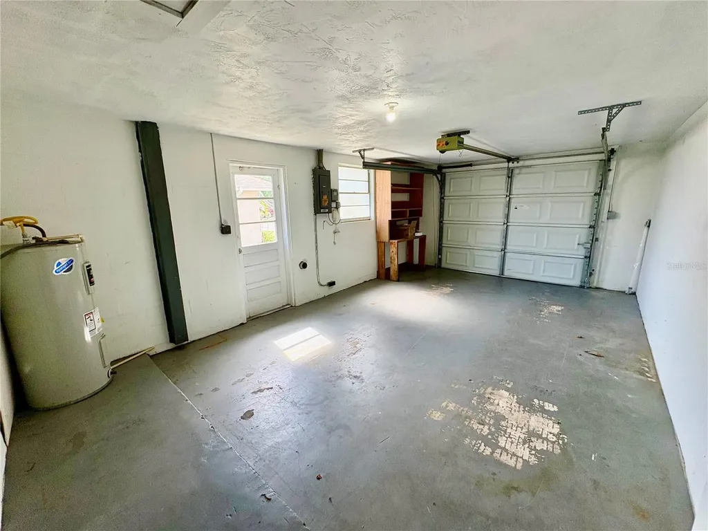 6041 13th Avenue New Port Richey FL 34653