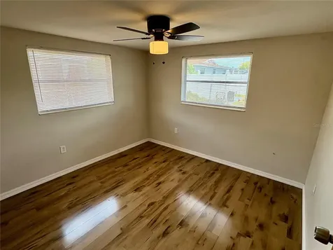 6041 13th Avenue New Port Richey FL 34653