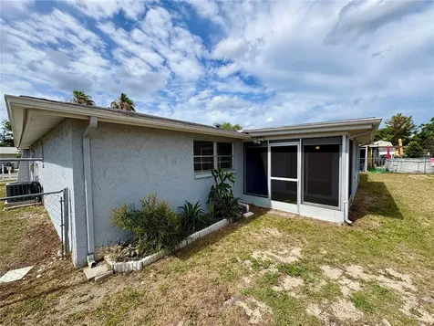 6041 13th Avenue New Port Richey FL 34653