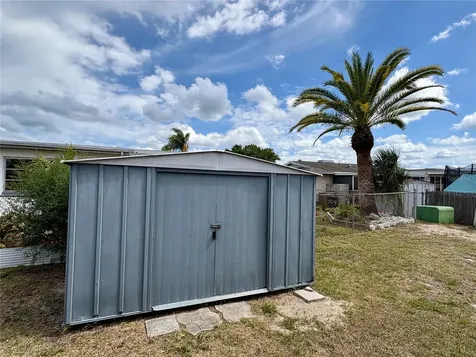 6041 13th Avenue New Port Richey FL 34653