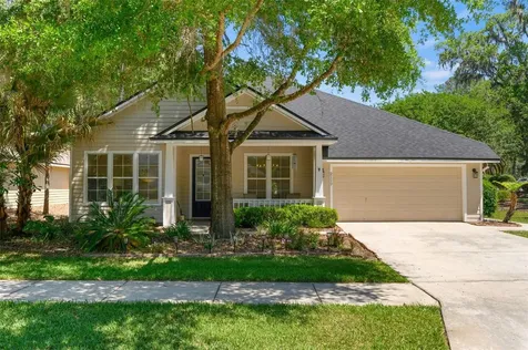 2117 NW 144th Street Newberry FL 32669