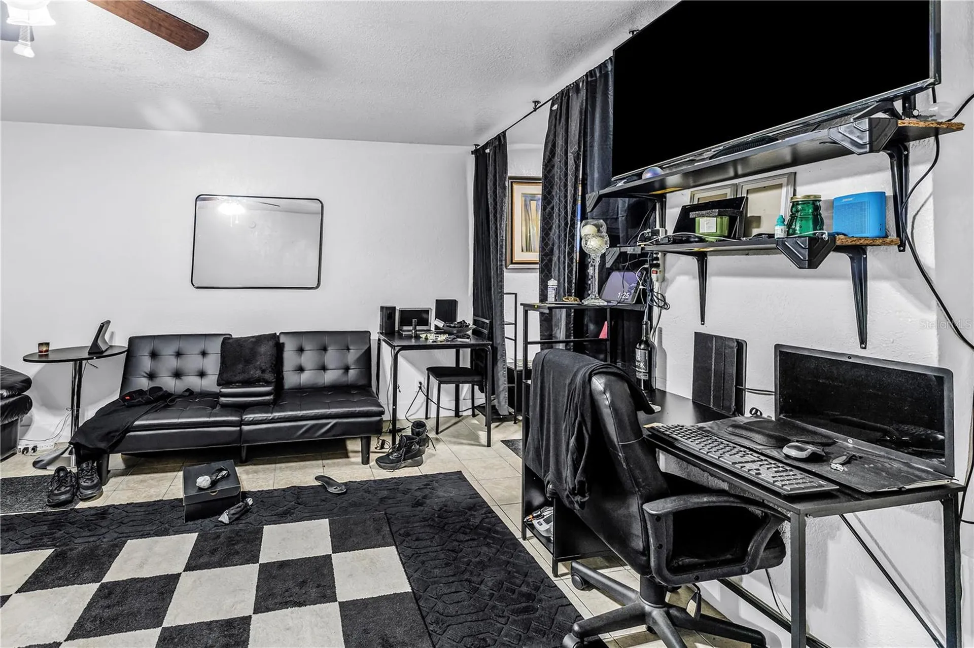 110 NE Monroe Circle N St Petersburg FL 33702