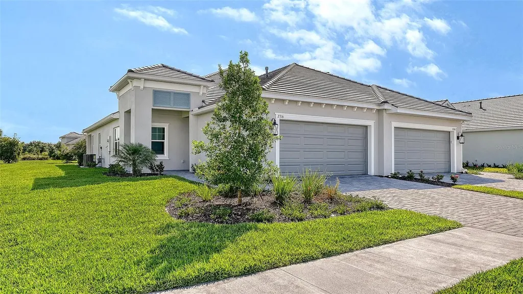 2316 Blue Mahoe Lane Sarasota FL 34240