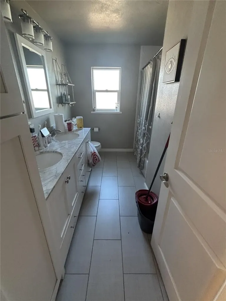 4327 43rd Avenue N St Petersburg FL 33714