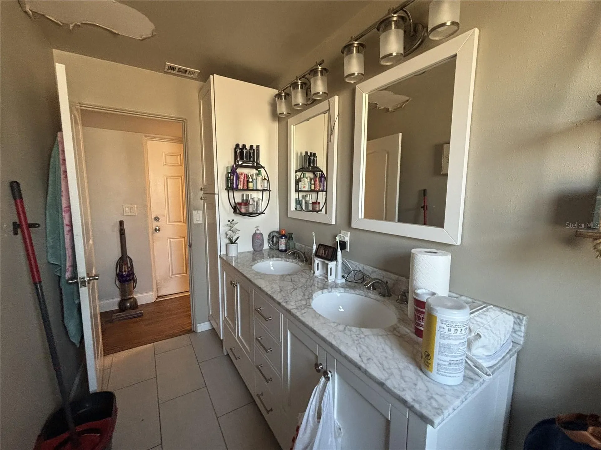 4327 43rd Avenue N St Petersburg FL 33714
