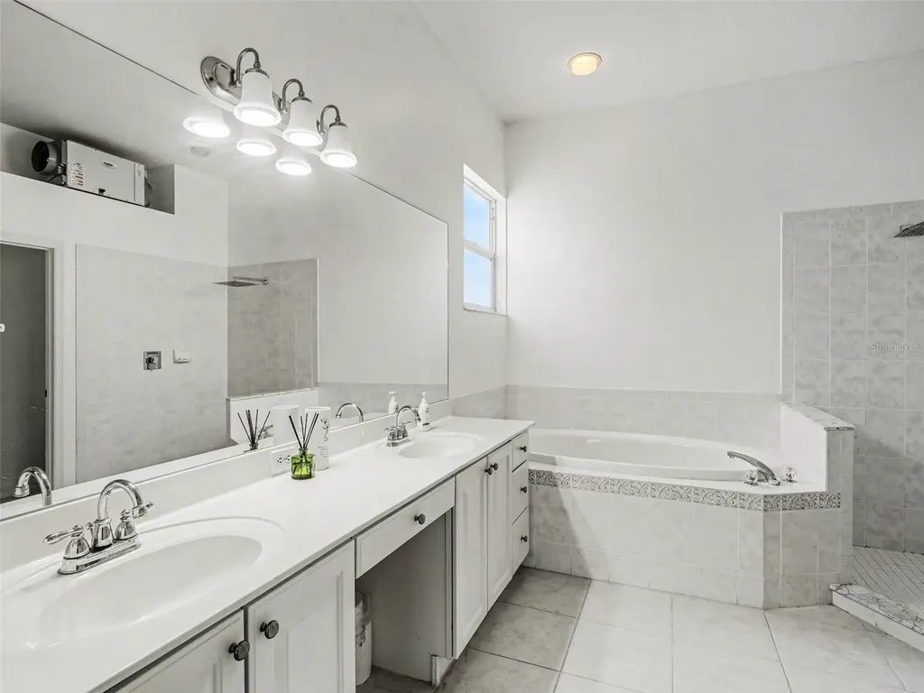 1361 New Forest Lane Osprey FL 34229