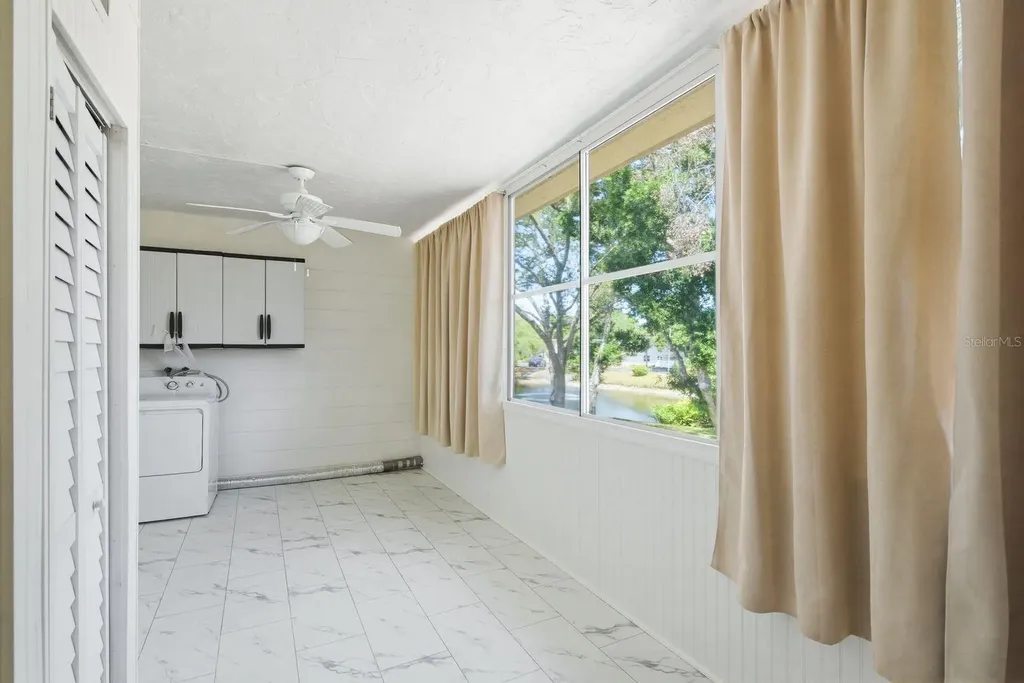 5593 40th Avenue N Kenneth City FL 33709