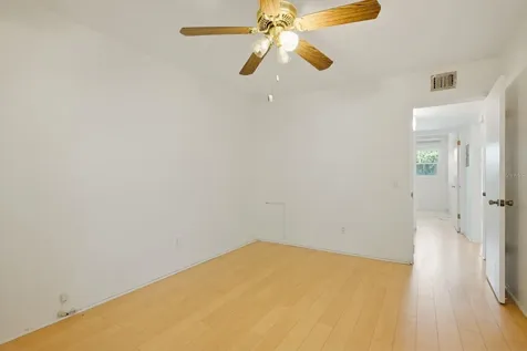 5593 40th Avenue N Kenneth City FL 33709