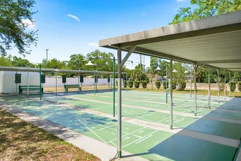 5593 40th Avenue N Kenneth City FL 33709