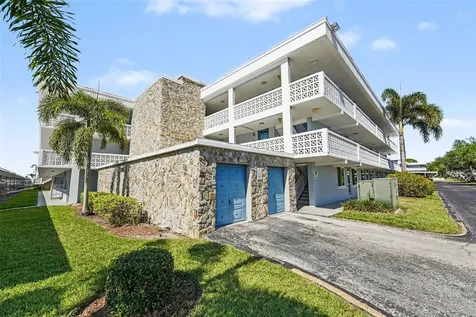 4715 Bay Street NE St Petersburg FL 33703