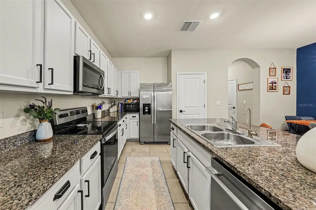 16180 Glowing Grove Avenue Odessa FL 33556