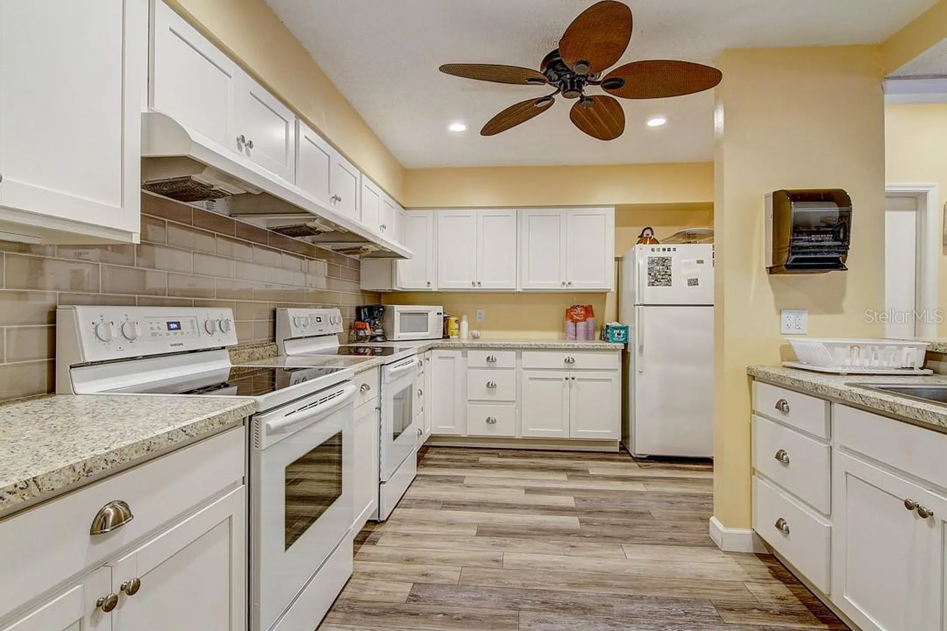 1400 Arrowhead Circle W Clearwater FL 33759