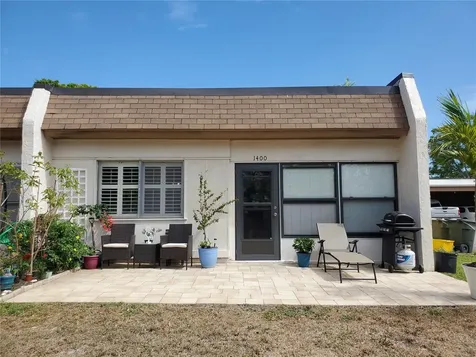 1400 Arrowhead Circle W Clearwater FL 33759