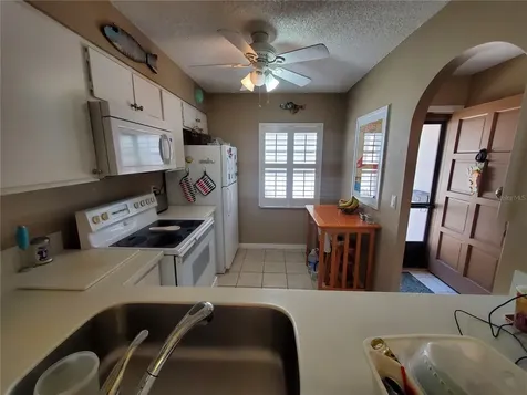 1400 Arrowhead Circle W Clearwater FL 33759