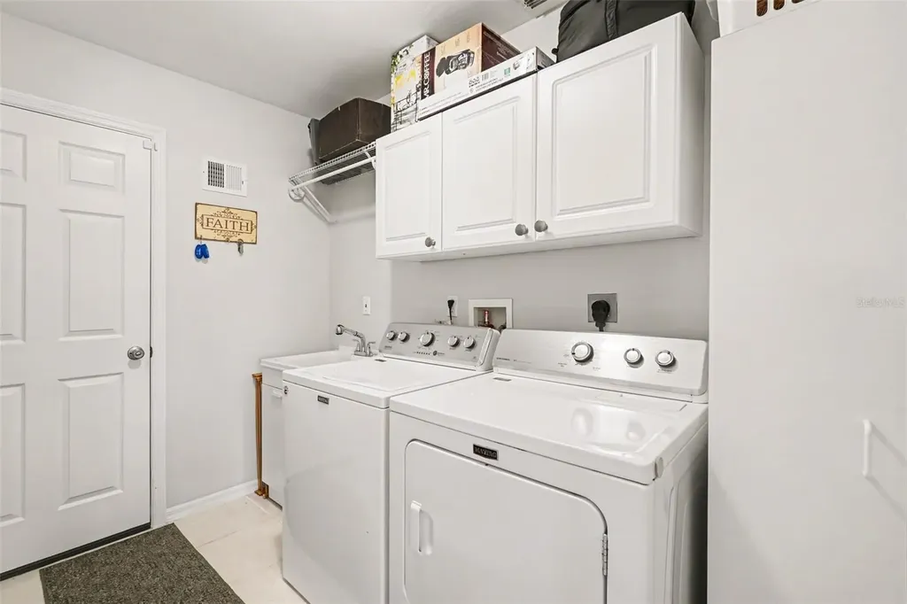 3775 NE 14th Place Cape Coral FL 33909