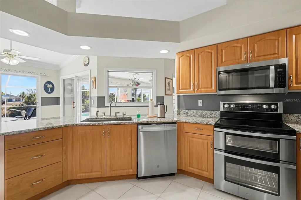 3775 NE 14th Place Cape Coral FL 33909