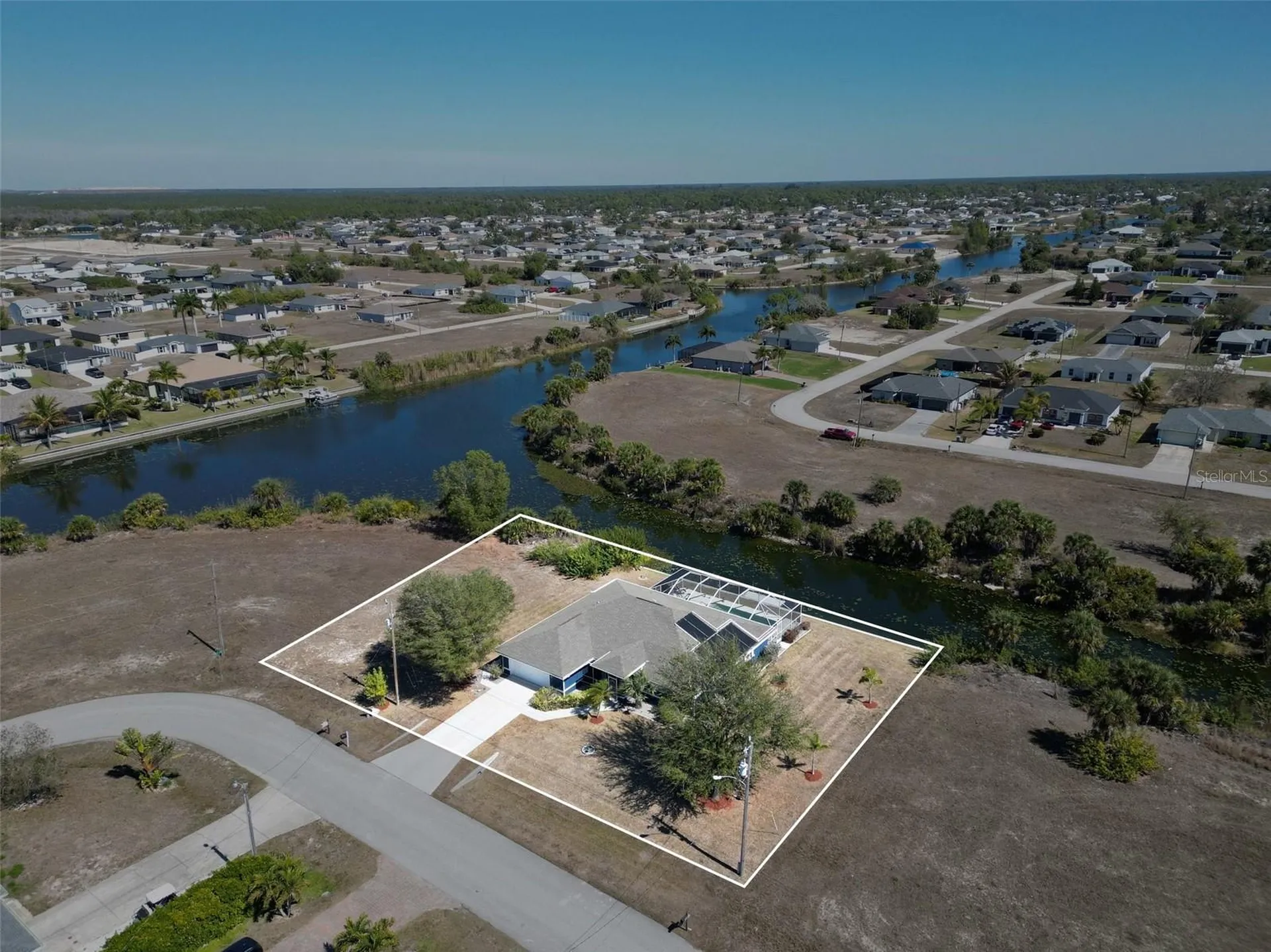 3775 NE 14th Place Cape Coral FL 33909