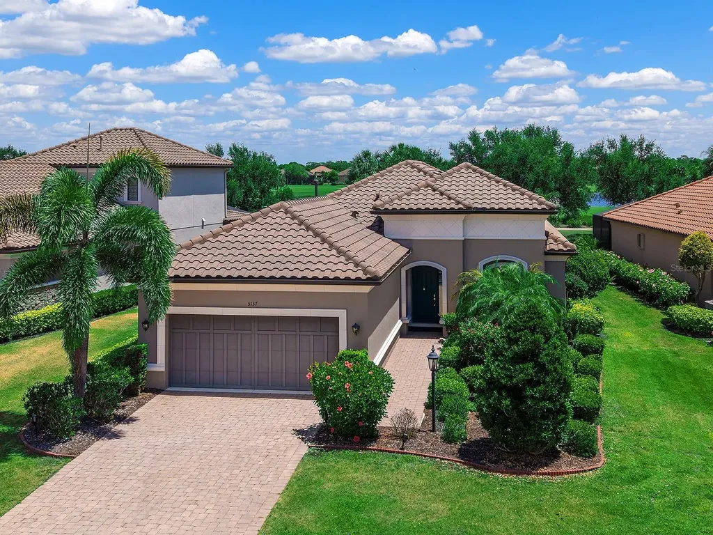 5137 Napoli Run Bradenton FL 34211