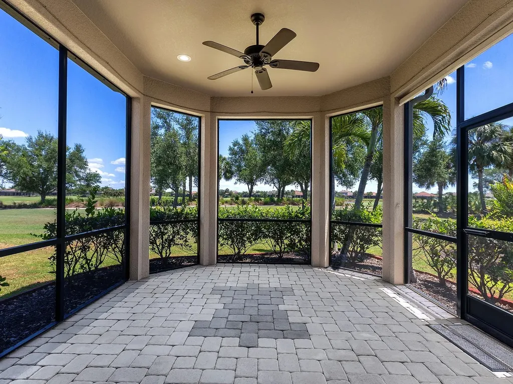 5137 Napoli Run Bradenton FL 34211