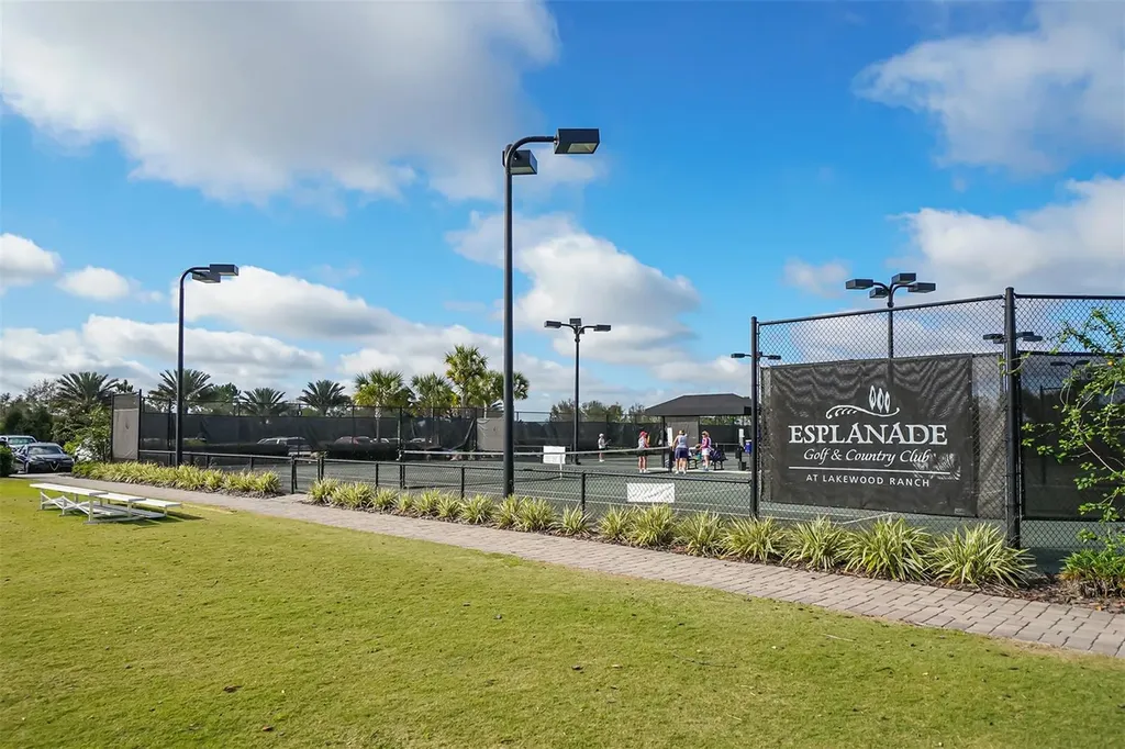 5137 Napoli Run Bradenton FL 34211