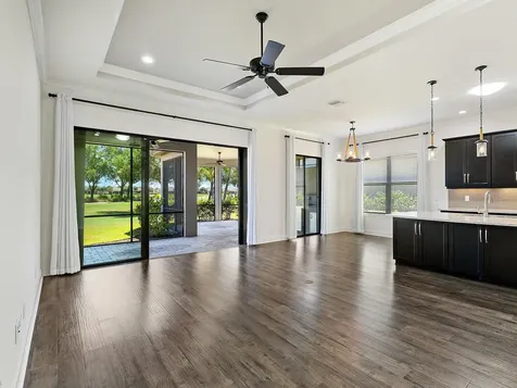 5137 Napoli Run Bradenton FL 34211