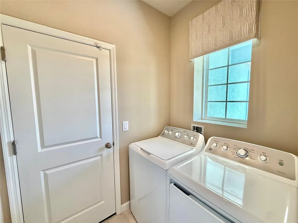 2467 White Ladyfish Road Wimauma FL 33598