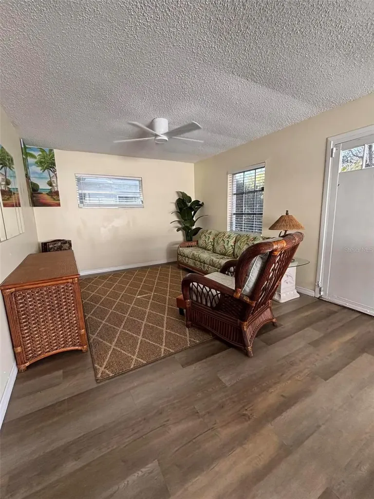 1105 Amble Lane Clearwater FL 33755