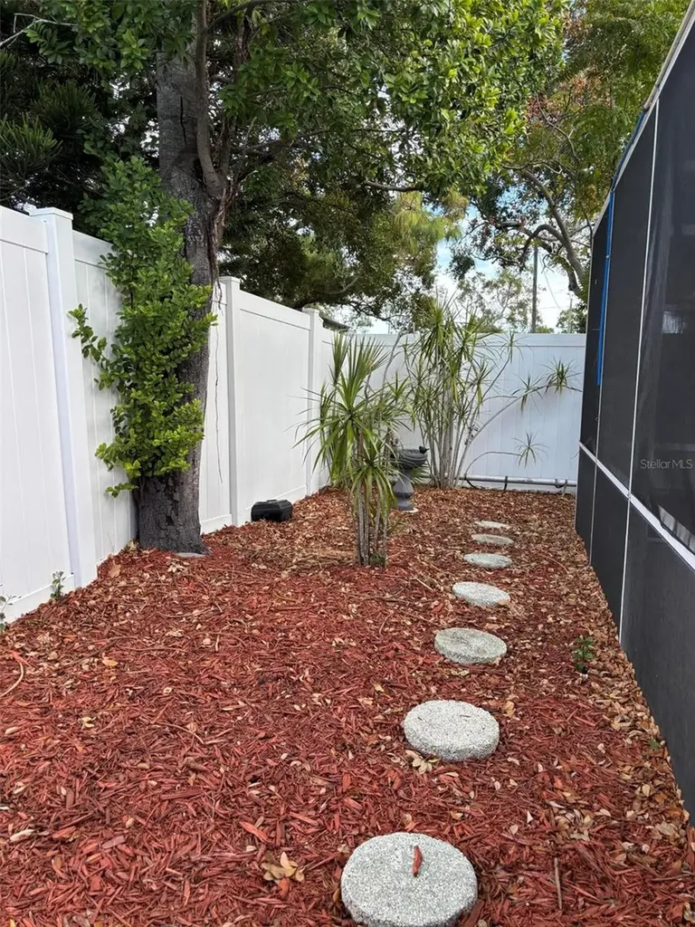 1105 Amble Lane Clearwater FL 33755