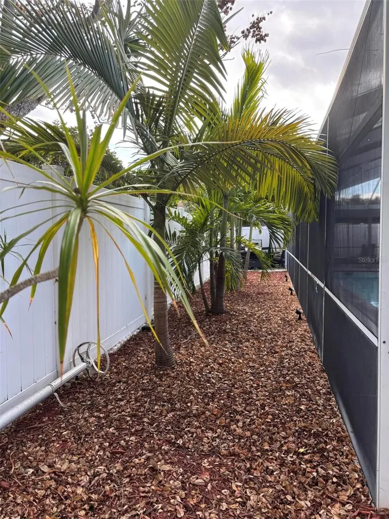 1105 Amble Lane Clearwater FL 33755