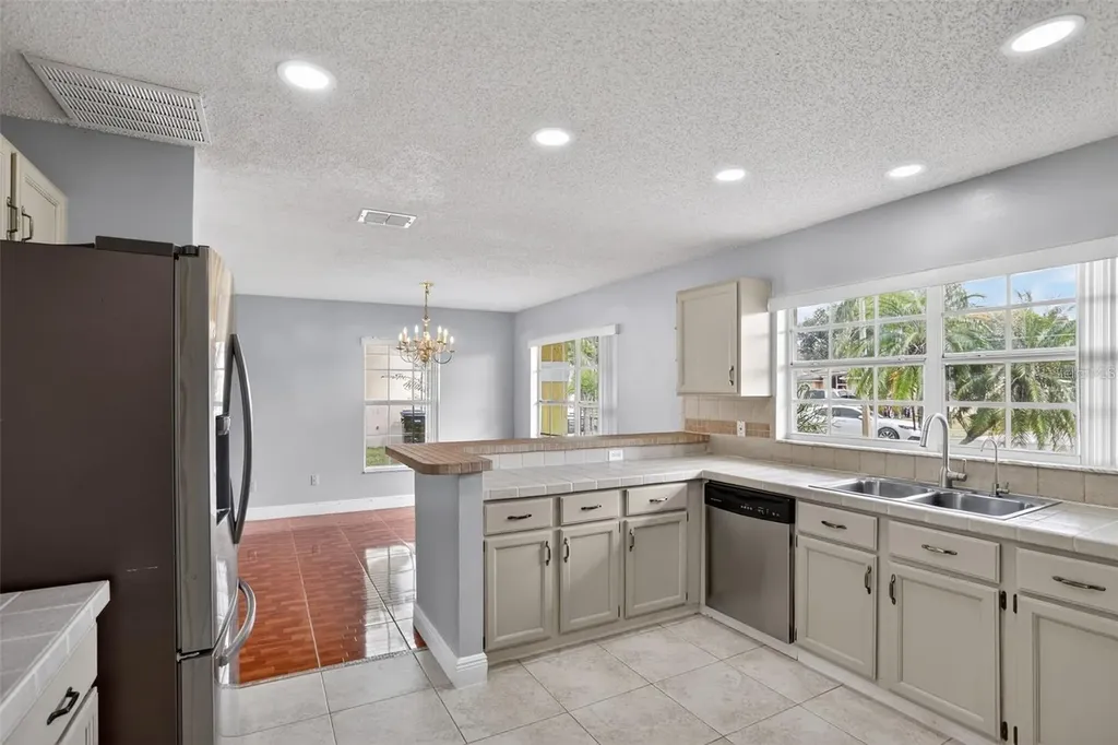 14912 White Magnolia Court Orlando FL 32824