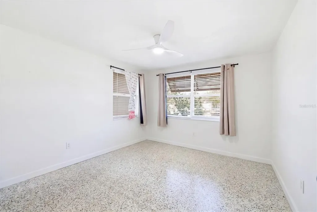 301 28th Street W Bradenton FL 34205