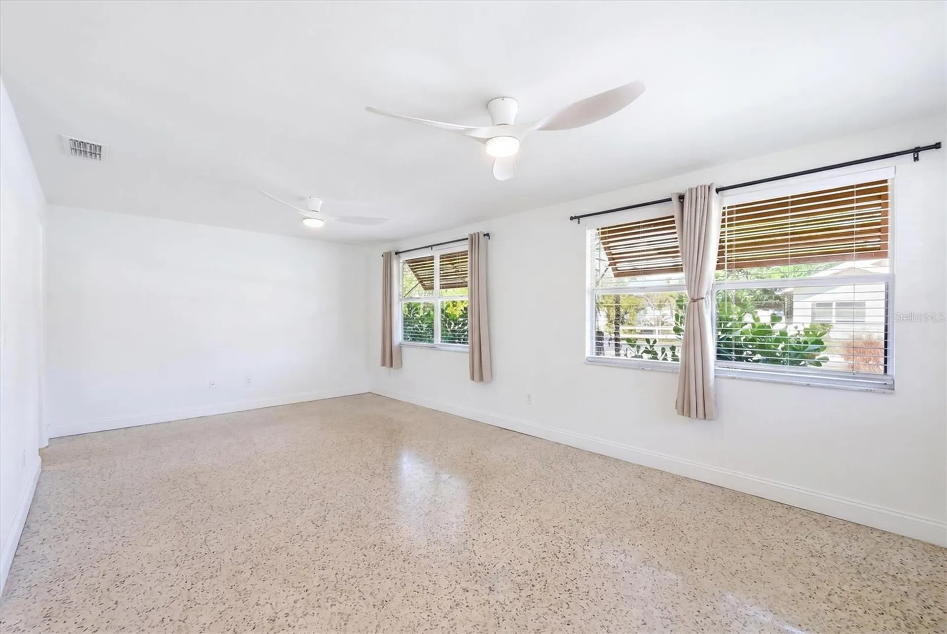301 28th Street W Bradenton FL 34205