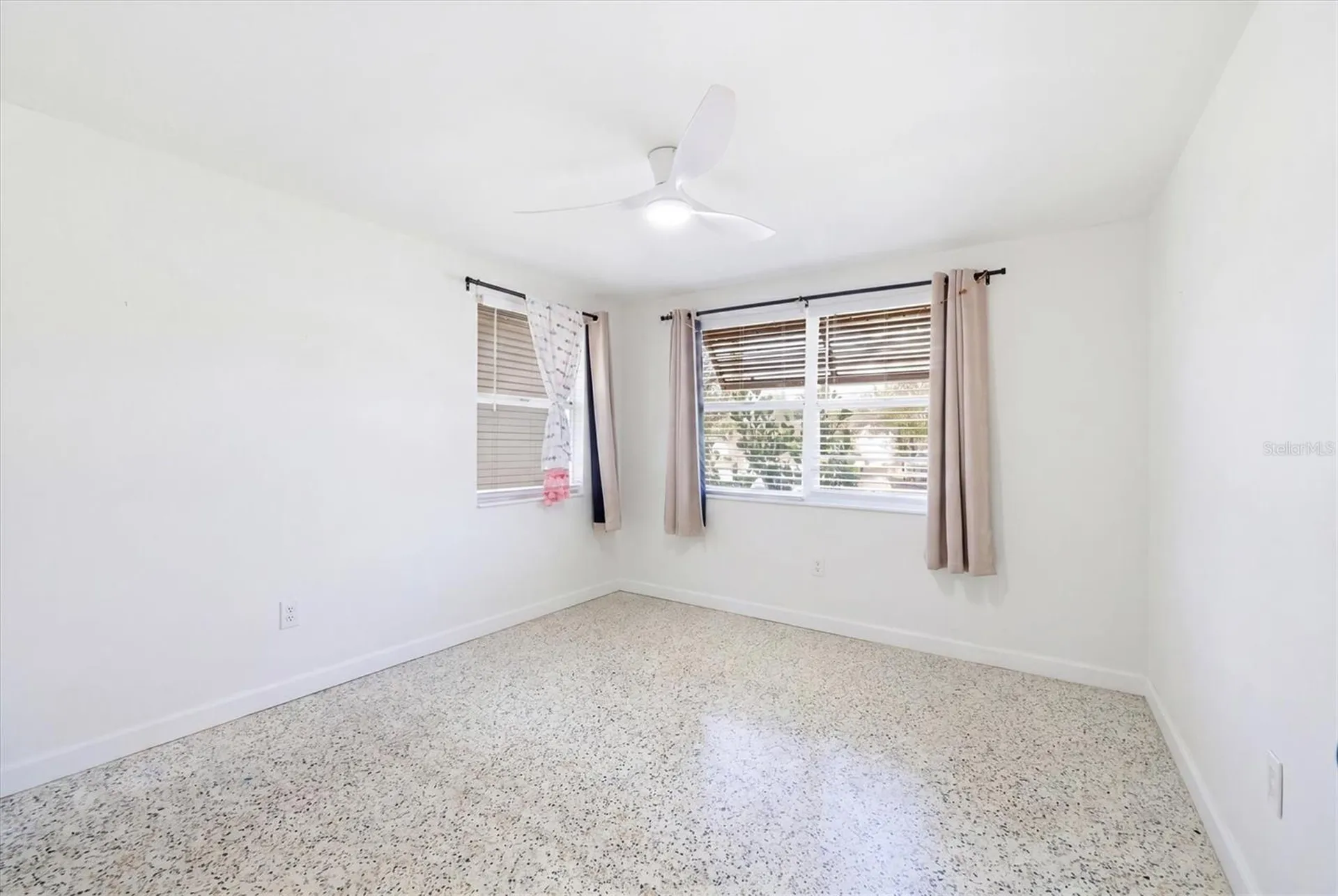 301 28th Street W Bradenton FL 34205