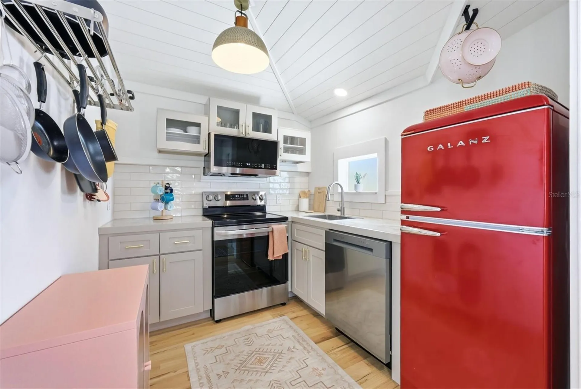 301 28th Street W Bradenton FL 34205