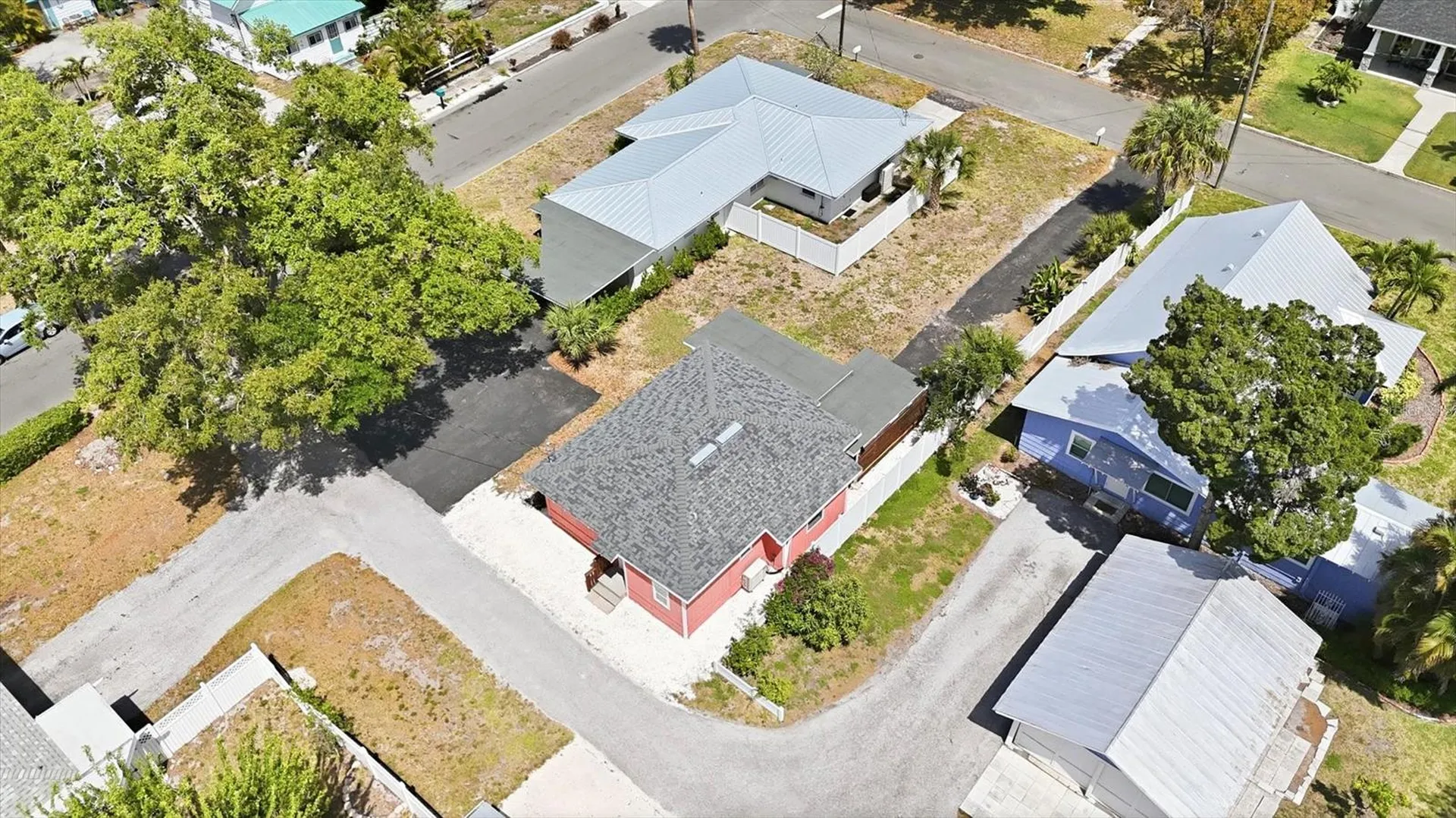301 28th Street W Bradenton FL 34205