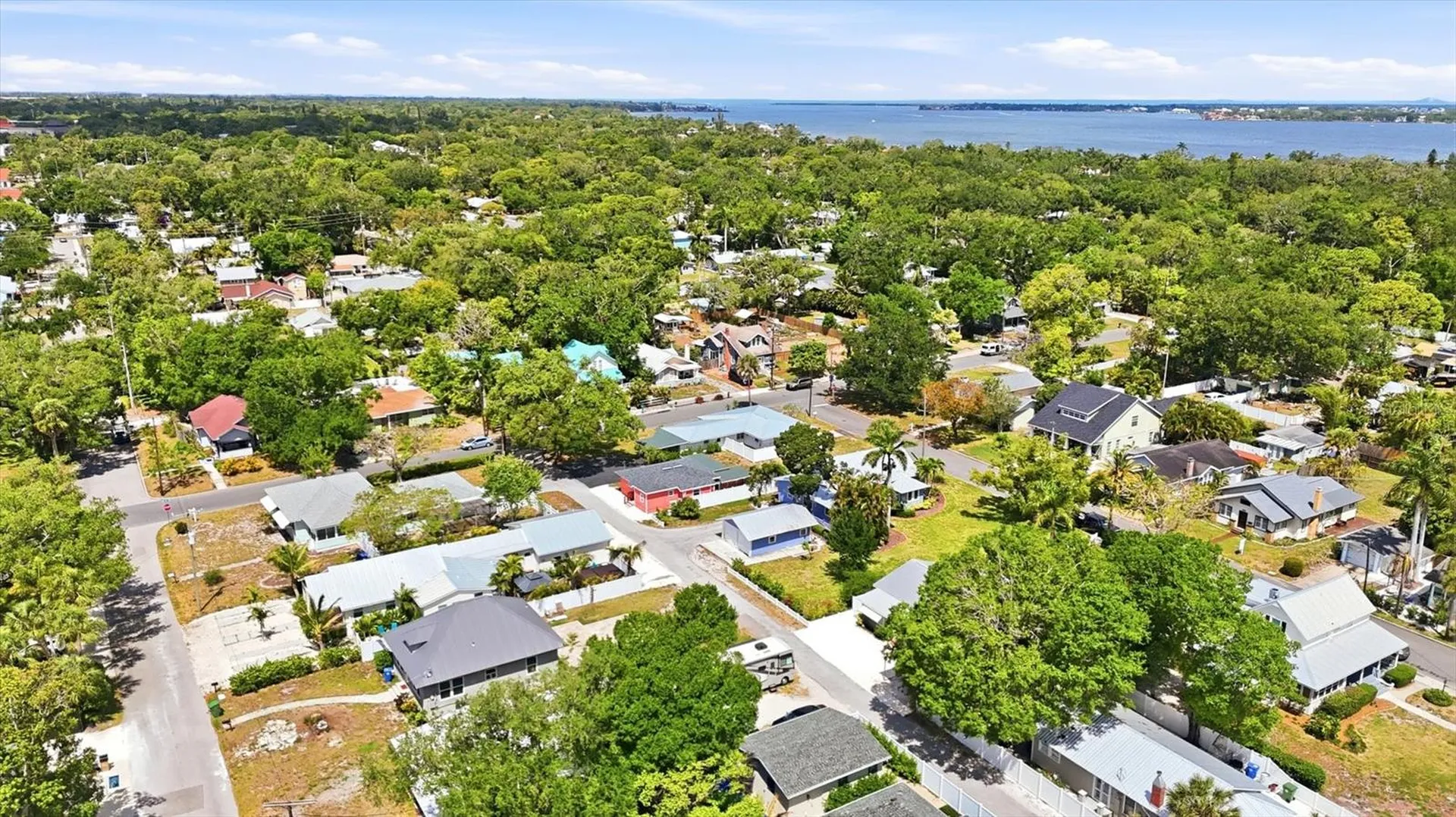301 28th Street W Bradenton FL 34205