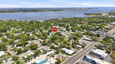 301 28th Street W Bradenton FL 34205
