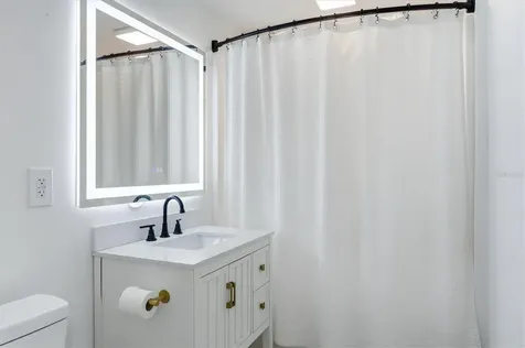 301 28th Street W Bradenton FL 34205
