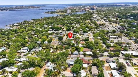 301 28th Street W Bradenton FL 34205