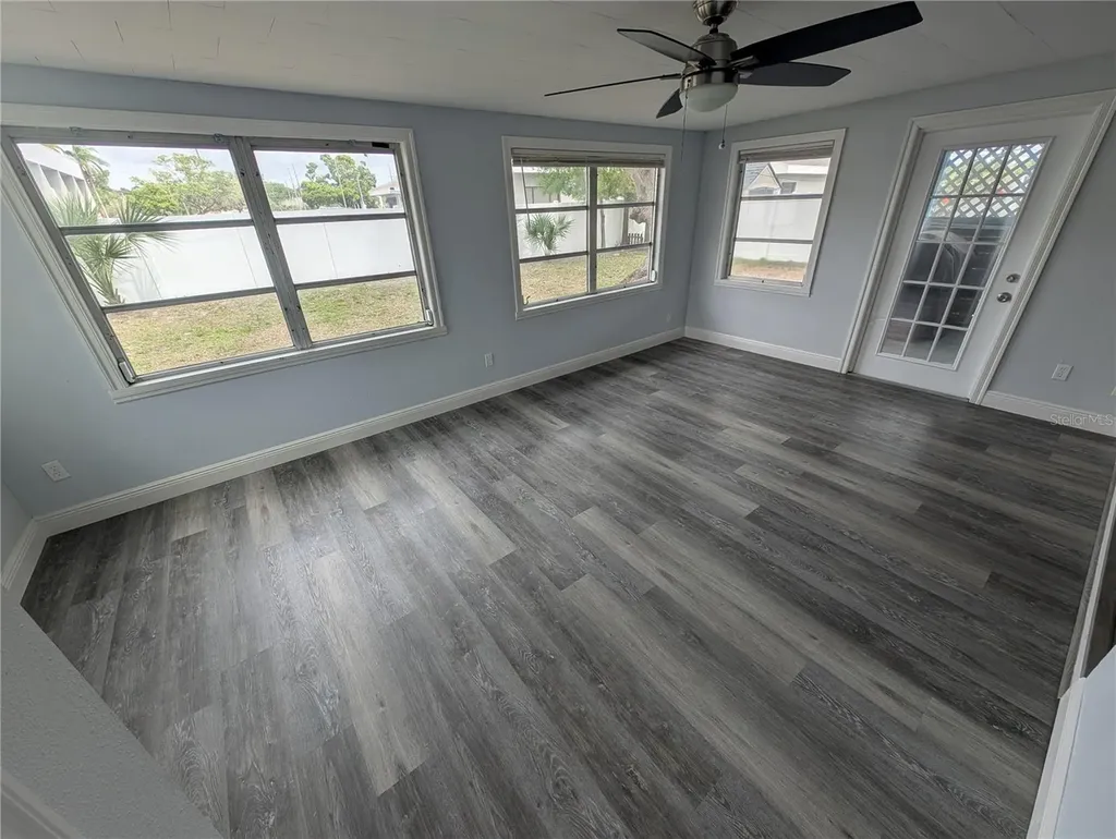 7173 Darien Way Clearwater FL 33764