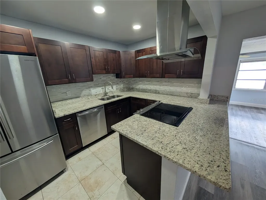 7173 Darien Way Clearwater FL 33764