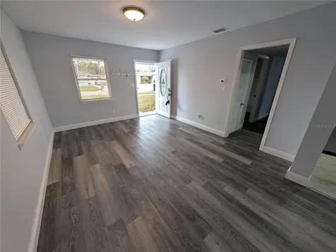 7173 Darien Way Clearwater FL 33764