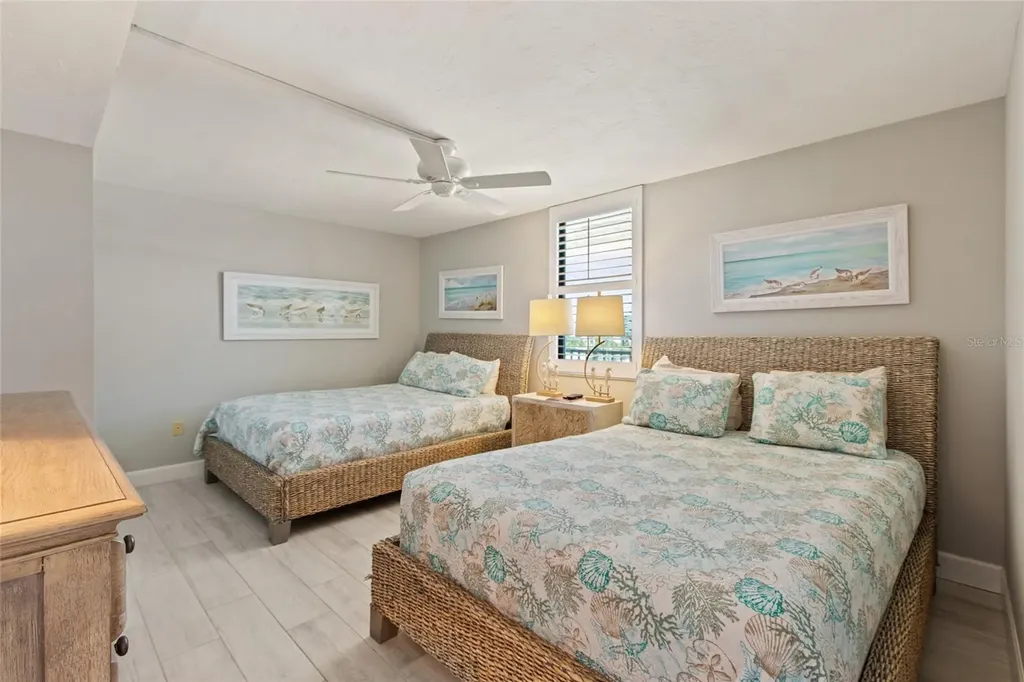 6266 Midnight Pass Road Sarasota FL 34242
