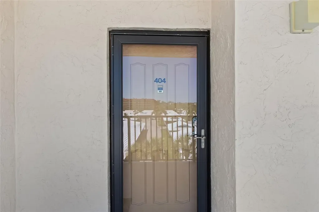 6266 Midnight Pass Road Sarasota FL 34242