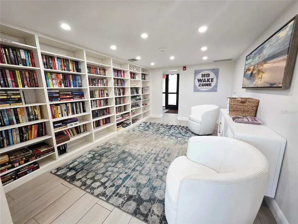 6266 Midnight Pass Road Sarasota FL 34242